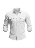 Chemise Maison Bryzen blanche en coton à manches longues, coupe droite avec deux poches poitrine à rabat boutonnées.