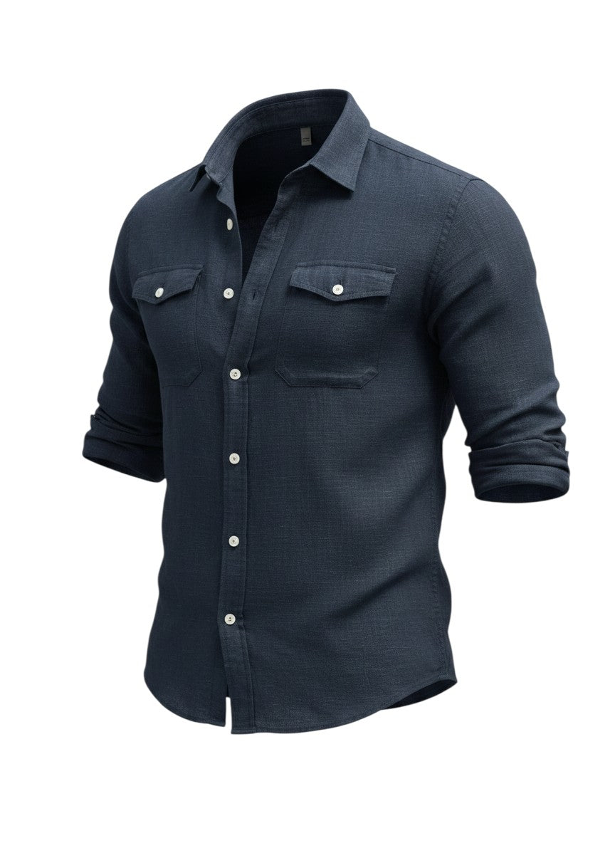 Chemise Maison Bryzen bleu marine en coton avec deux poches poitrine à rabat et coupe droite structurée.