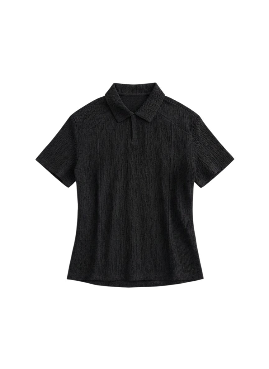 Polo Maison Bryzen noir à texture froissée, col classique et manches courtes en coton doux respirant.